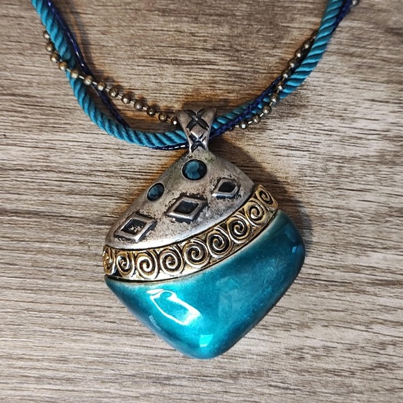 Chico's Pendant Necklace Beaded Braided Cord Silver Tone Swirl Jewelry‎ - Picture 5 of 12